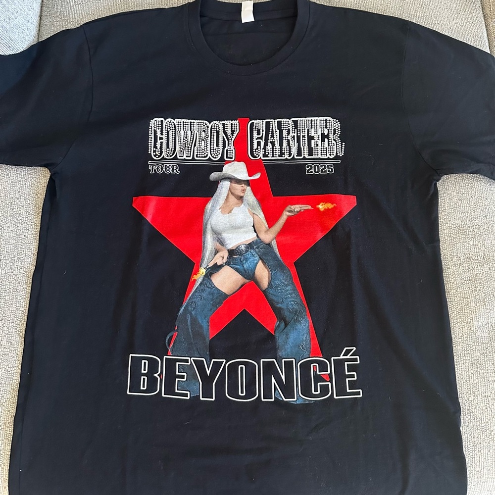 Beyoncé Cowboy Carter Tour Unofficial  T-Shirt